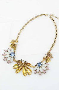 Flower Power-Statement necklace
