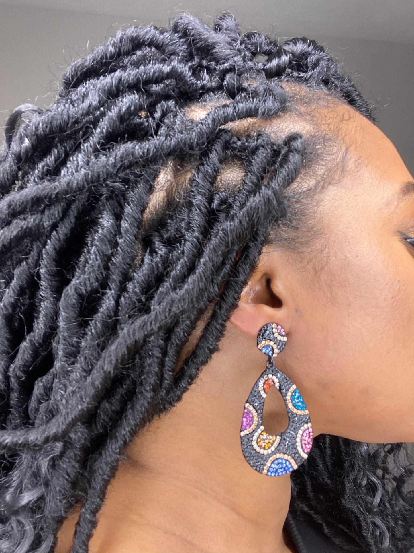 Tyra Teardrop Earrings in Gold