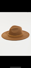 Load image into Gallery viewer, Rache Leather Trimmed Fedora
