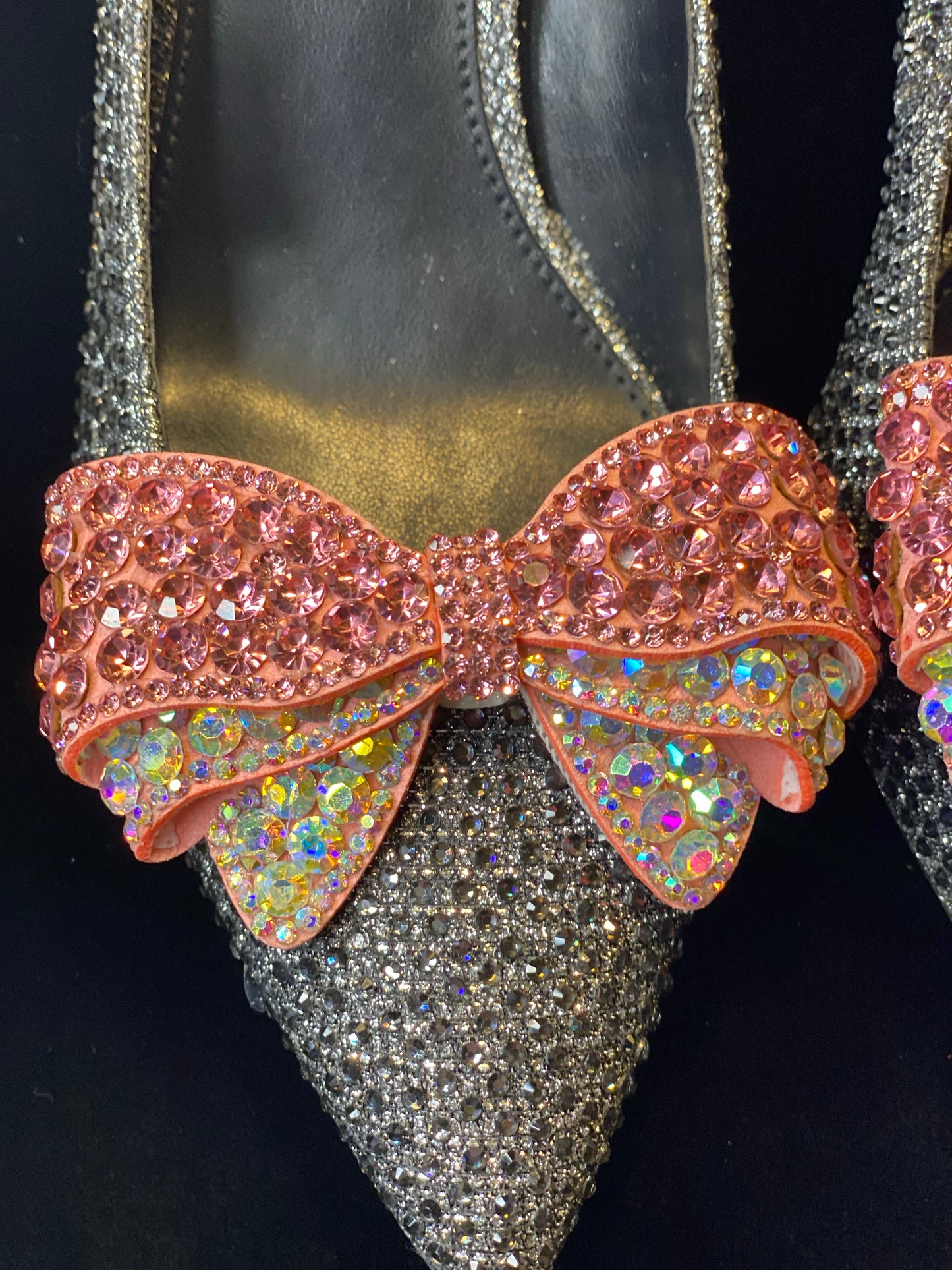 Glamour Bow Shoe Clips in Pink