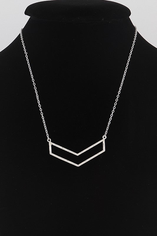 Symmetric Pendent Silver Necklace 16"